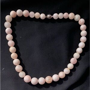 MORGANITE polished necklace. 37 beads 696.50 ctw! Length 20 inch 11-13 mm beads